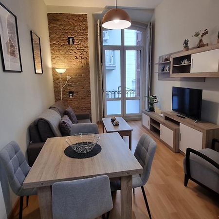 Rosa 2 Bedrooms In City Center Málaga Eksteriør billede
