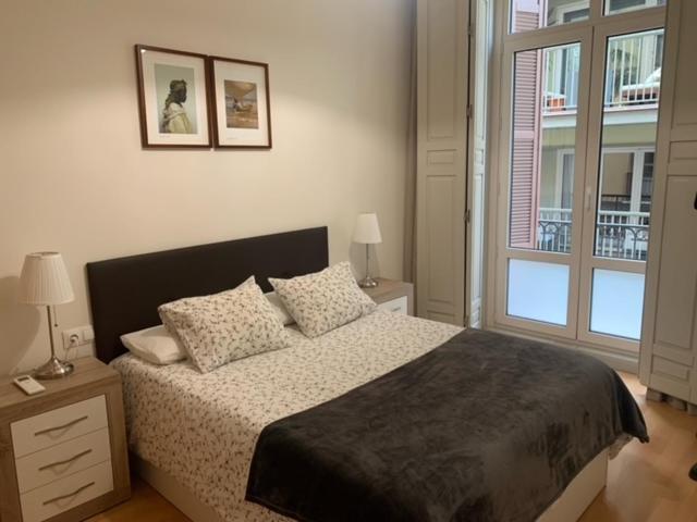 Rosa 2 Bedrooms In City Center Málaga Eksteriør billede