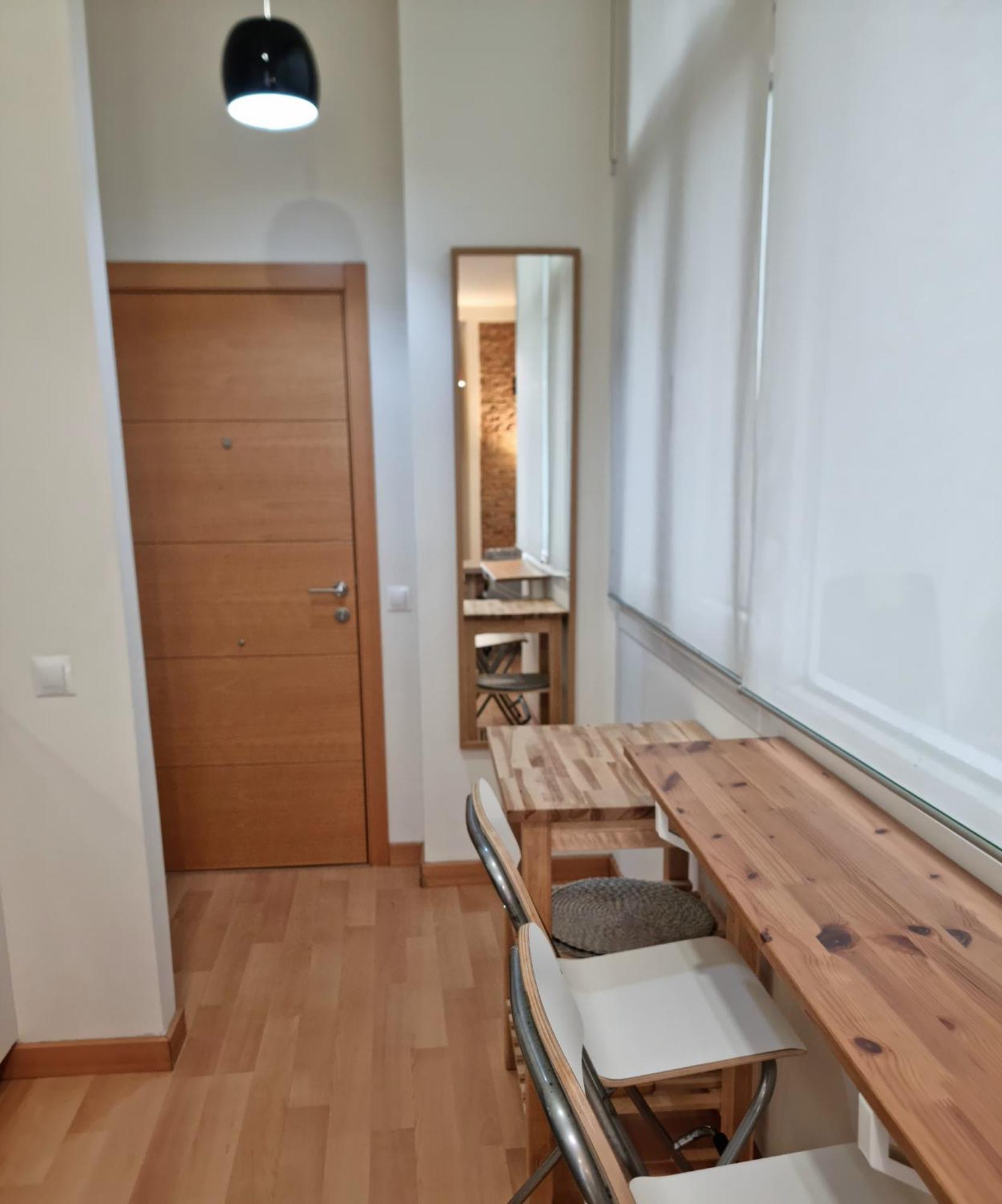 Rosa 2 Bedrooms In City Center Málaga Eksteriør billede