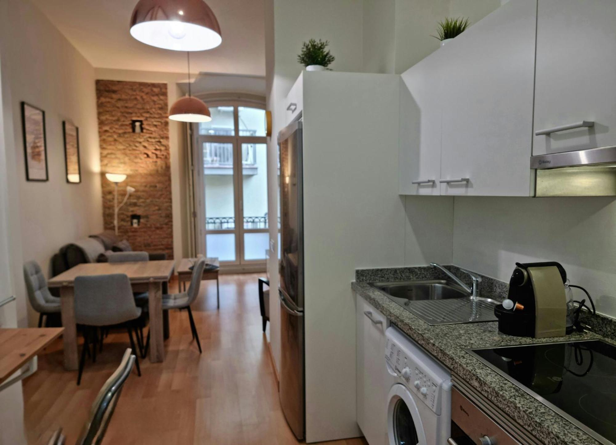Rosa 2 Bedrooms In City Center Málaga Eksteriør billede